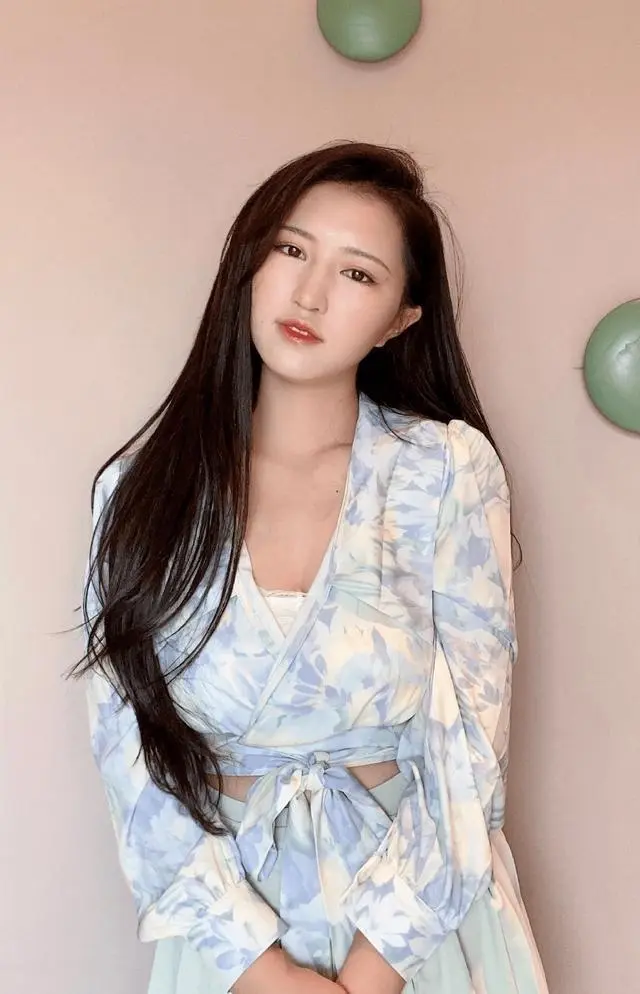 《沈樵》电影无删减版高清HD在线观看-沈樵电视剧完整版免费观看高清资源-沈樵短剧在线观看资源免费下载-VS影院