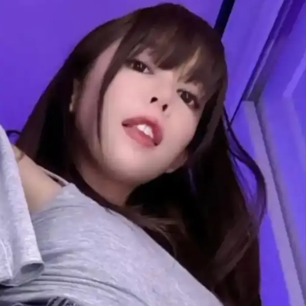 《绯红小猫KittyKum》高清无删减完整版资源-绯红小猫KittyKum全集1080P在线观看-免费播放