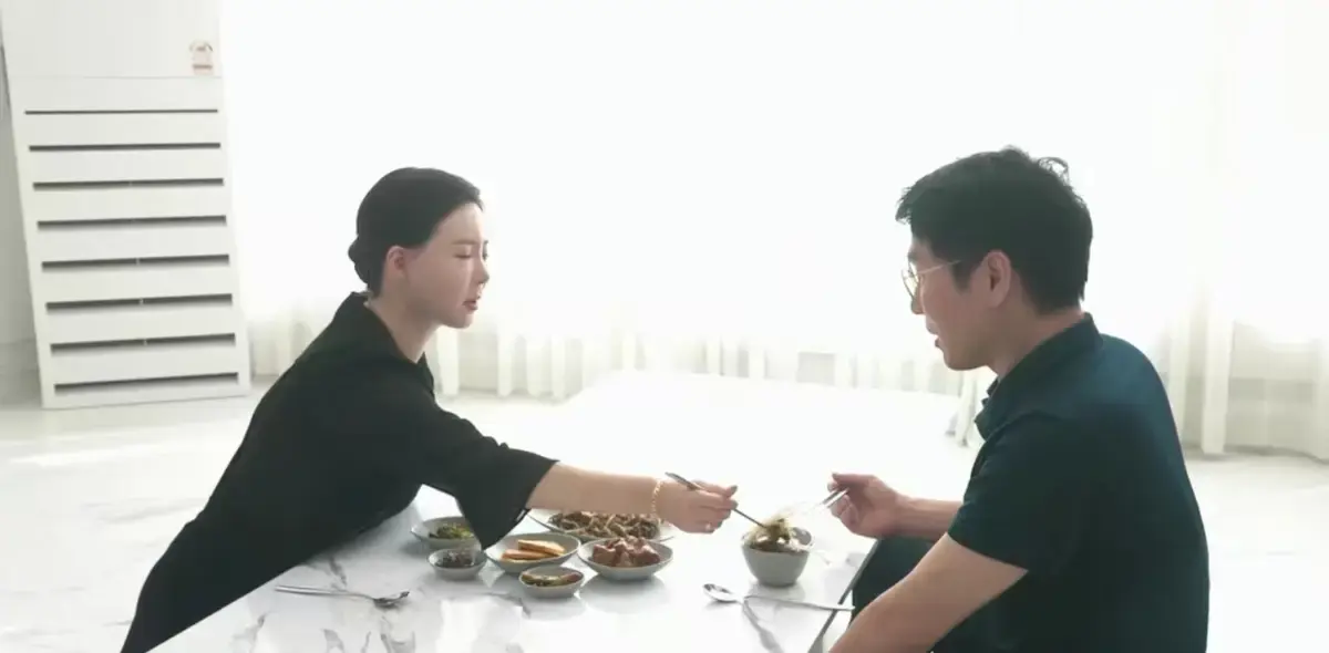 《50岁继母的诱惑》4K高清画质无删减中文版-免费在线看无广告-金敏喜演绎禁忌拉扯50岁继母的诱惑